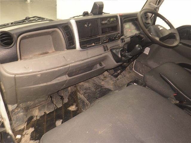 Mitsubishi CANTER 2018 8016218-4