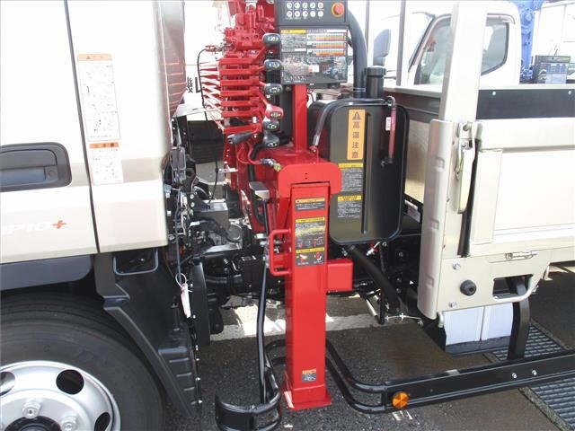 Mitsubishi CANTER 2026 8016219-14