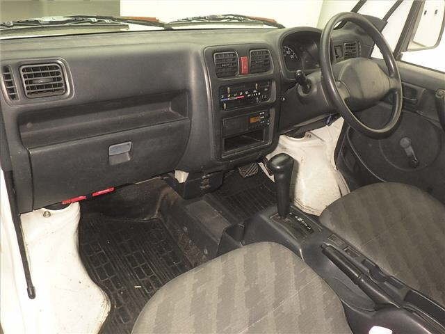Suzuki CARRY TRUCK 2012 8026834-4