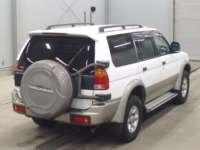 Mitsubishi CHALLENGER 1997 8032375-1