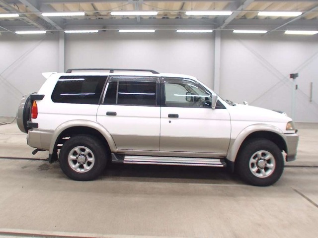 Mitsubishi CHALLENGER 1997 8032375-3