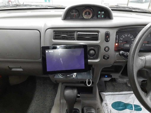 Mitsubishi CHALLENGER 1997 8032375-9