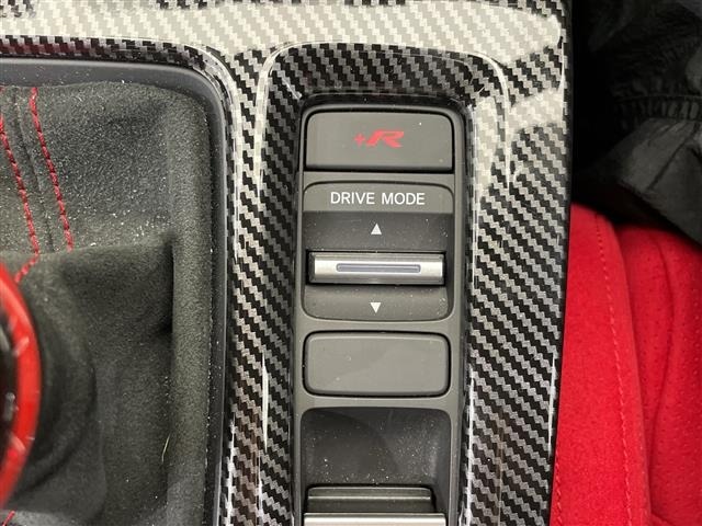 Honda CIVIC 2024 8032036-12