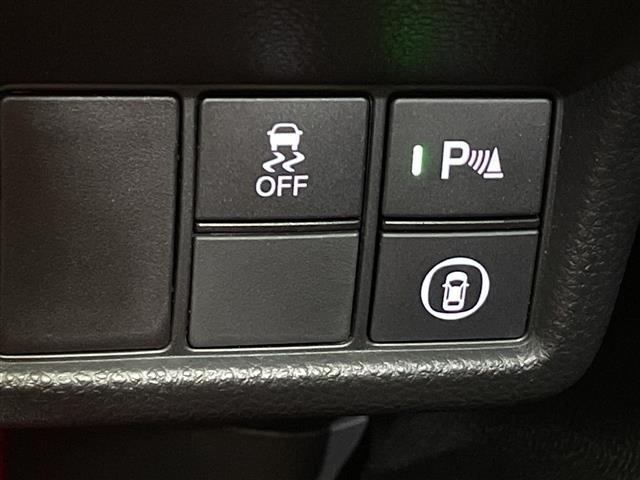 Honda CIVIC 2024 8032036-22