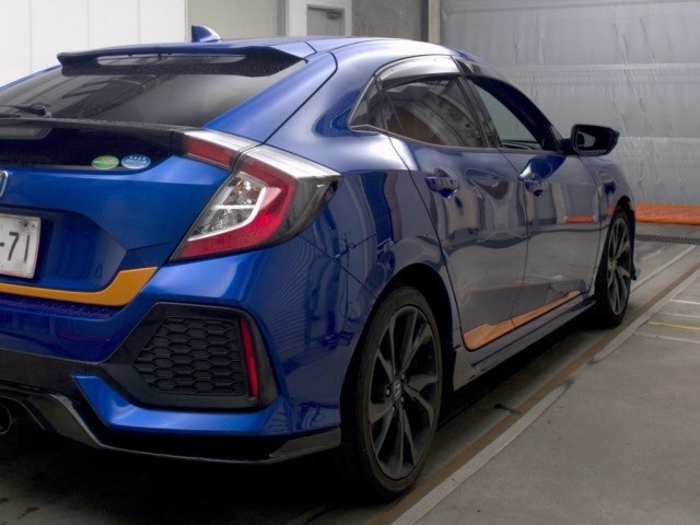 Honda CIVIC 2018 8032051-5