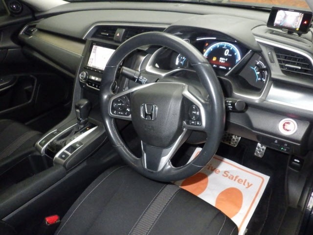 Honda CIVIC 2018 8032052-3
