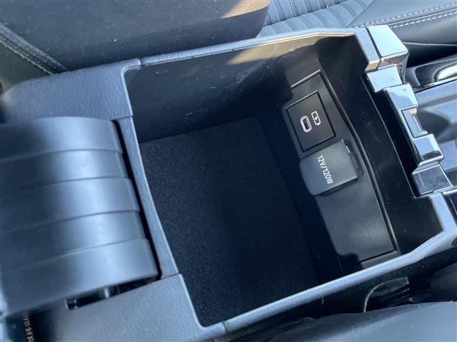 Toyota COROLLA 2024 8031283-8