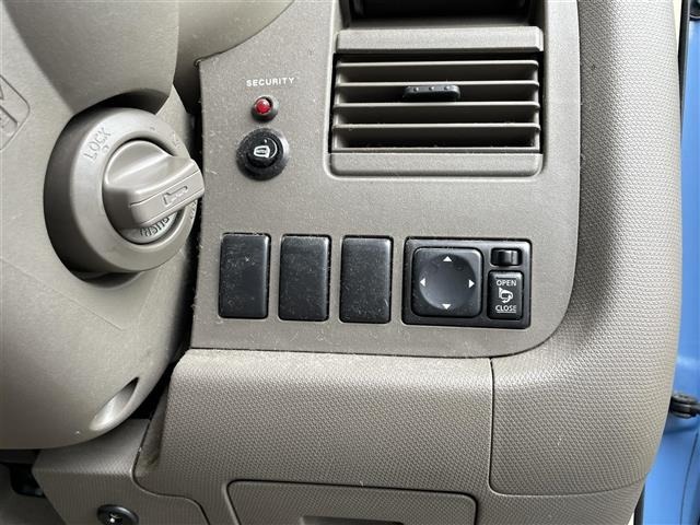 Nissan CUBE 2007 8031584-1
