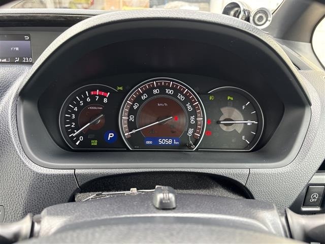 Toyota ESQUIRE 2020 8015839-18