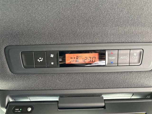 Toyota ESQUIRE 2020 8015839-7