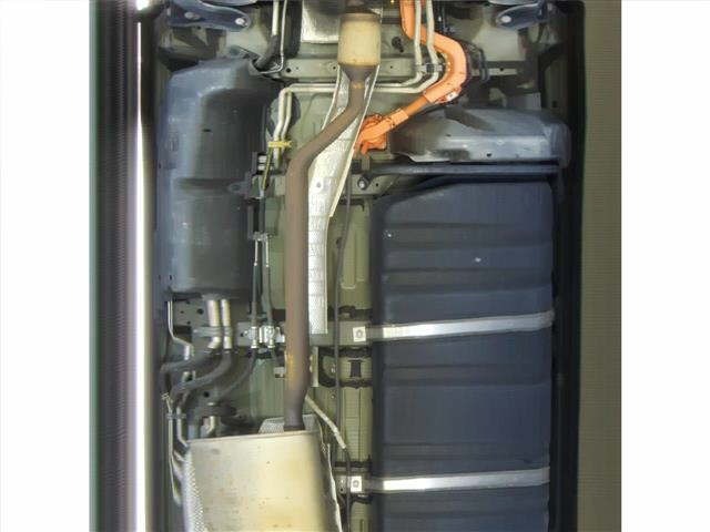 Toyota ESQUIRE 2018 8015843-11
