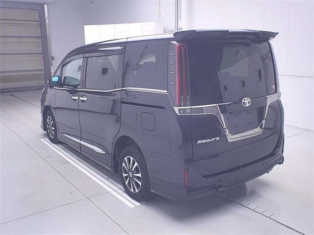 Toyota ESQUIRE 2020 8015848-1