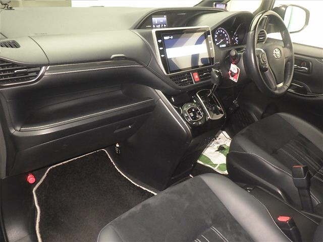 Toyota ESQUIRE 2020 8015848-4