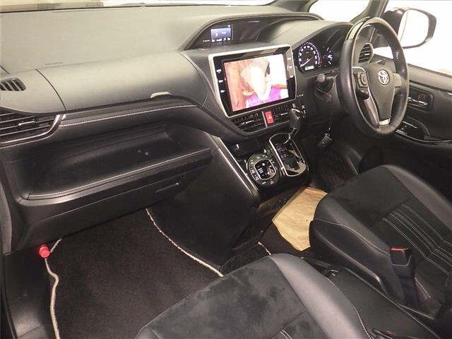 Toyota ESQUIRE 2021 8015860-4