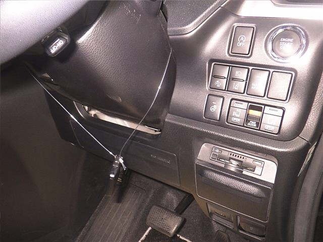 Toyota ESQUIRE 2021 8015860-9