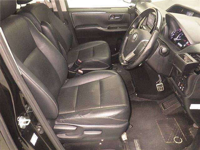 Toyota ESQUIRE 2016 8015861-5