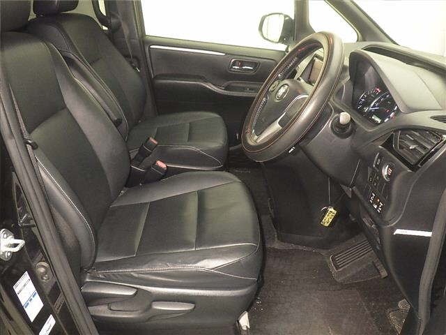 Toyota ESQUIRE 2016 8015864-5