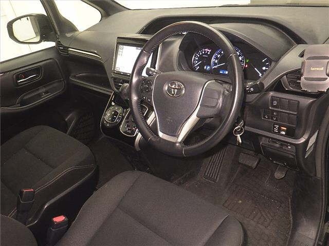 Toyota ESQUIRE 2016 8015865-3