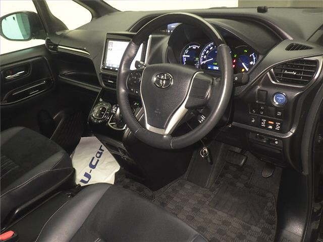 Toyota ESQUIRE 2020 8015866-3