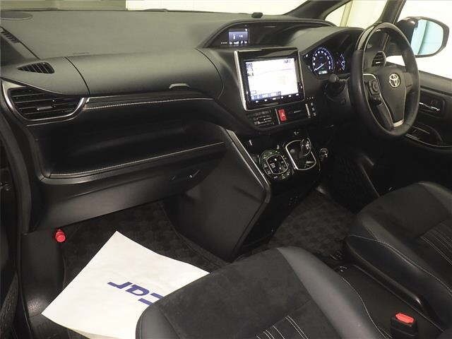 Toyota ESQUIRE 2020 8015866-4