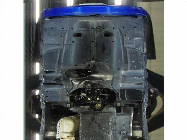Subaru IMPREZA 2000 8030980-9