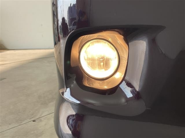 Toyota ISIS 2013 8019100-14