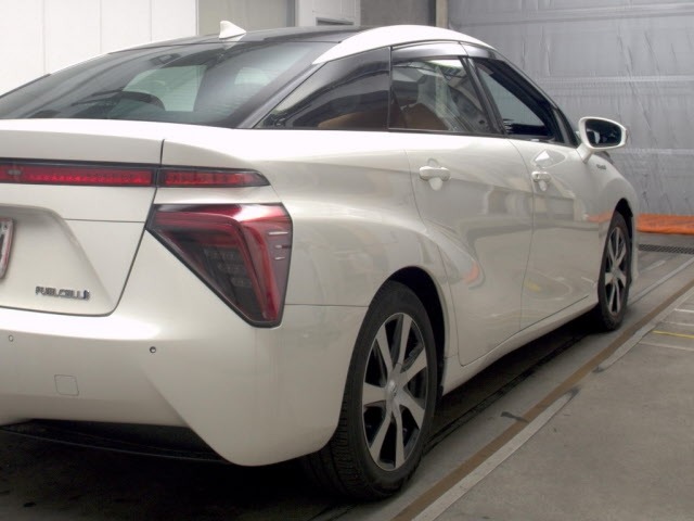 Toyota Mirai 2018 8033015-5