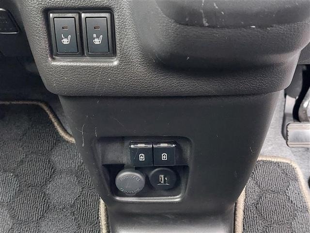 Suzuki SPACIA 2022 8017943-10