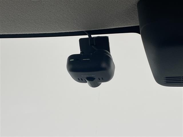 Suzuki SPACIA 2019 8018741-8