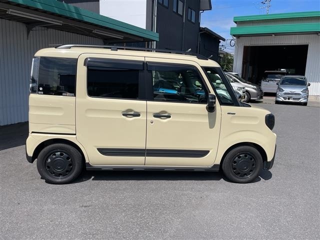 Suzuki SPACIA 2021 8018945-6