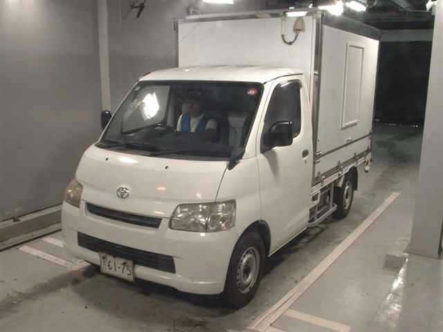 Toyota TOWNACE TRUCK 2015 8017502-4