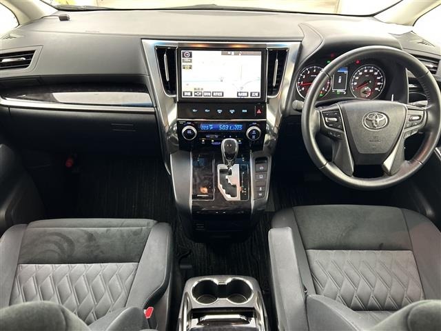 Toyota VELLFIRE 2018 8030110-15