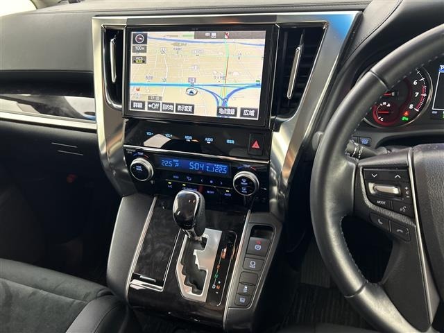 Toyota VELLFIRE 2018 8030110-9