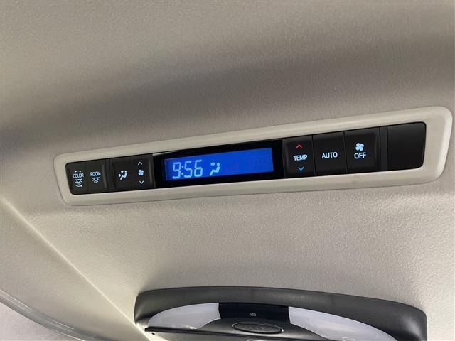 Toyota VELLFIRE 2017 8030339-18