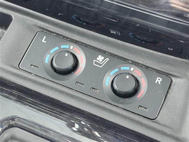 Toyota VELLFIRE 2018 8030707-2