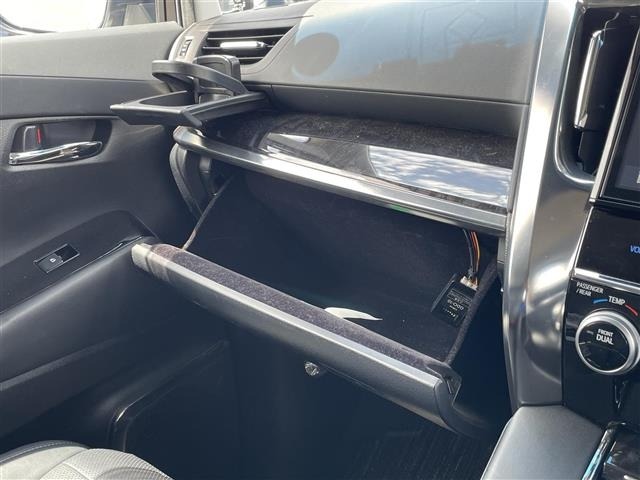 Toyota VELLFIRE 2019 8030750-9