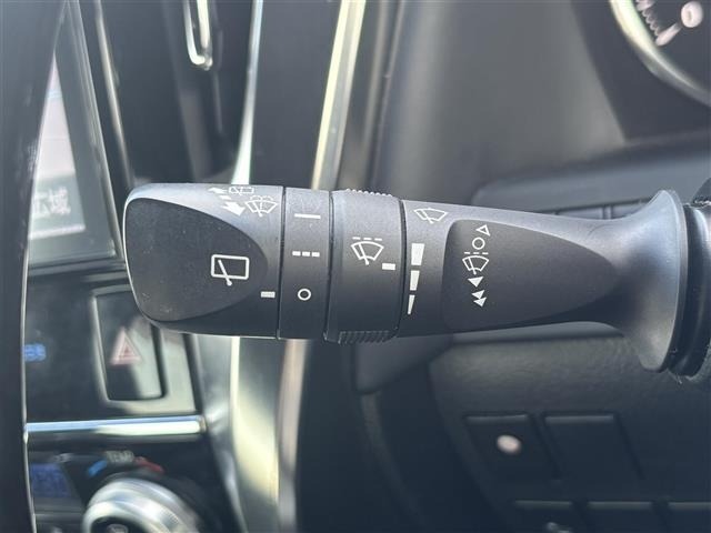 Toyota VELLFIRE 2017 8030805-2