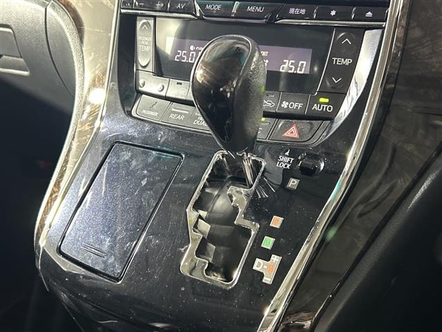 Toyota VELLFIRE 2014 8030822-5