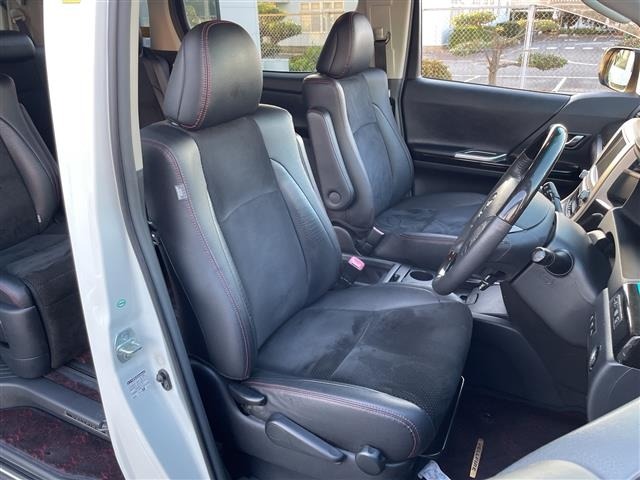 Toyota VELLFIRE 2013 8030889-2