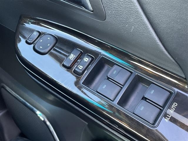 Toyota VELLFIRE 2013 8030889-9
