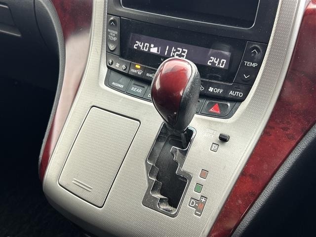 Toyota VELLFIRE 2009 8030997-7