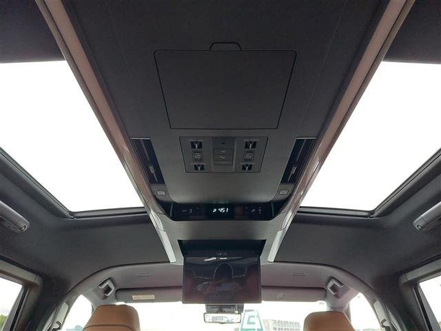 Toyota VELLFIRE 2025 8031009-17