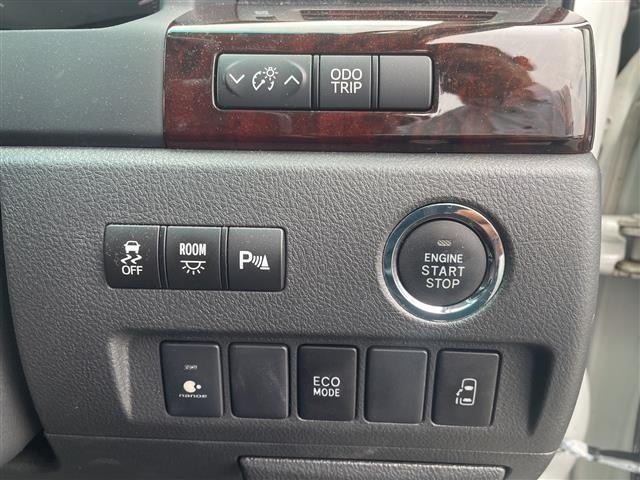 Toyota VELLFIRE 2012 8031015-1