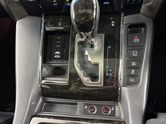 Toyota VELLFIRE 2017 8031023-21