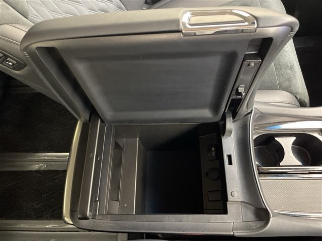 Toyota VELLFIRE 2015 8031034-22