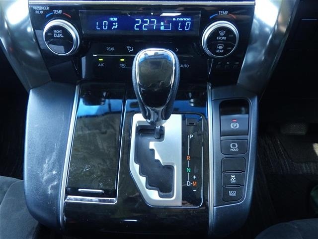Toyota VELLFIRE 2017 8031043-9
