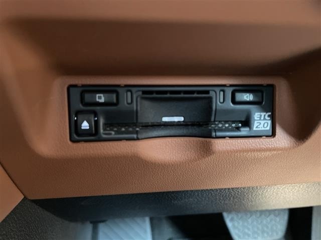 Toyota VELLFIRE 2023 8031044-17