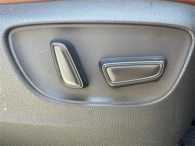 Toyota VELLFIRE 2023 8031045-2