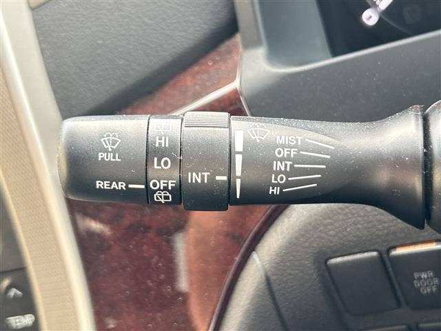 Toyota VELLFIRE 2013 8031046-1