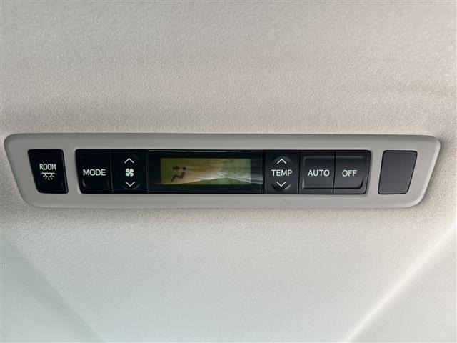 Toyota VELLFIRE 2013 8031046-2